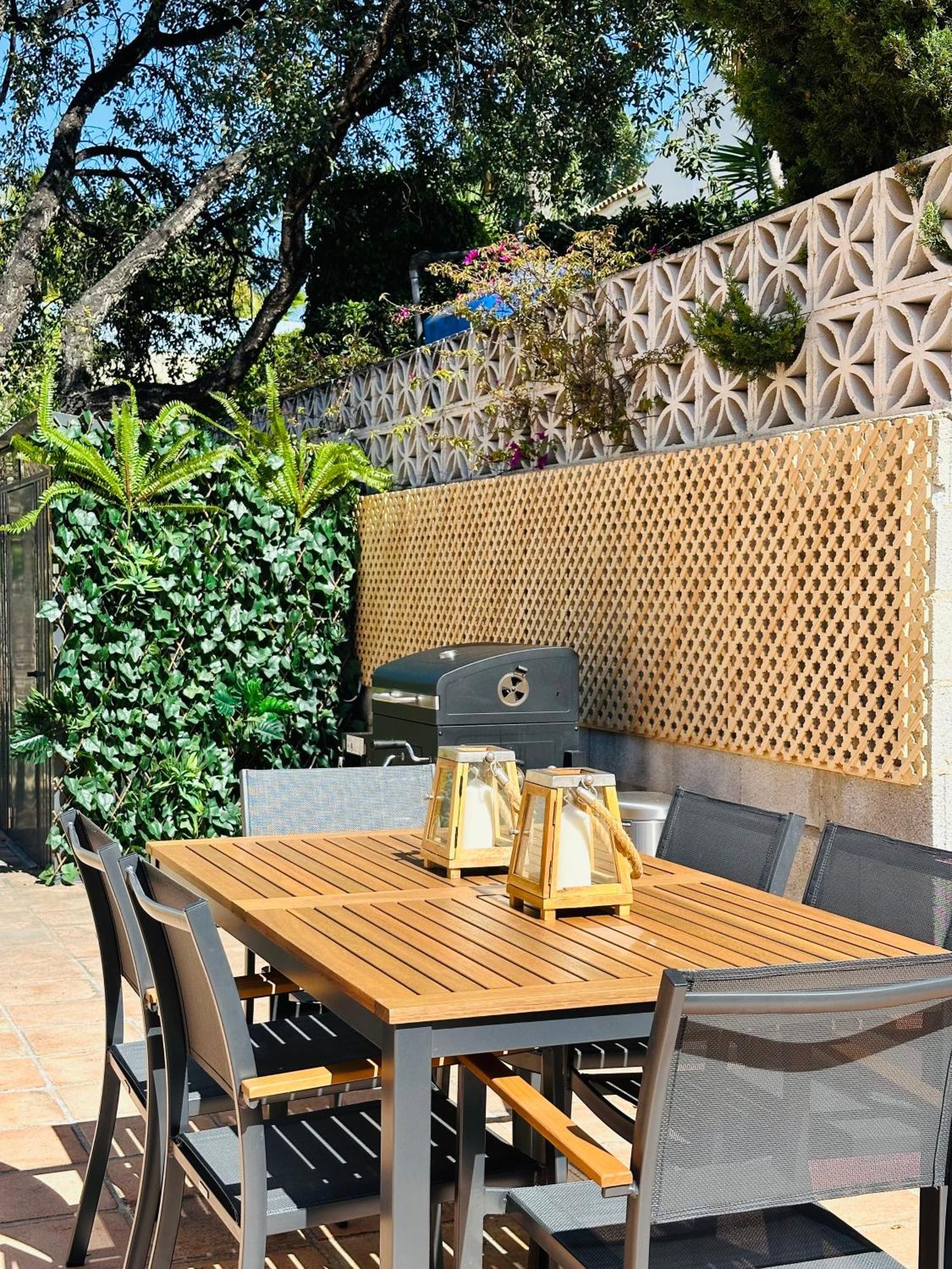 Villa Svim, Walking Distance To The Beach! มาร์เบยา ภายนอก รูปภาพ